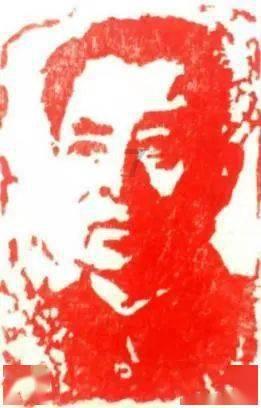 “尔滨”又上新货！中央大街新增两架冰钢琴